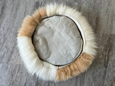 Schapenvacht 100% Echt &amp; Natuurlijk - Bruin Wit 60-70 cm - Hondenmand Kattenmand