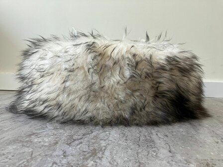 Schapenvacht 100% Echt &amp; Natuurlijk - Zwart Wit 50-60 cm - Hondenmand Kattenmand