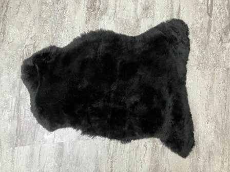 Schapenvacht 100% Echt &amp; Natuurlijk - Zwart Kort Haar - 85 cm
