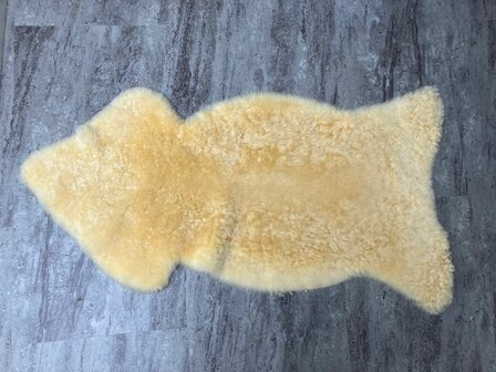 Schapenvacht 100% Echt &amp; Natuurlijk - Merino Schaap Kort Haar - Medicinale werking - 120 cm