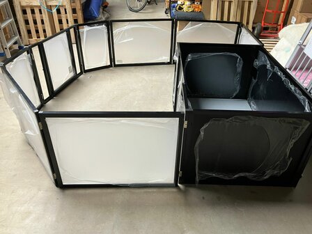 Werpkist Puppy Dream 120x80x60 cm + Plexiglas Uitloopren - Zwart - Showroom model