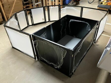 Werpkist Puppy Dream 120x80x60 cm + Plexiglas Uitloopren - Zwart - Showroom model