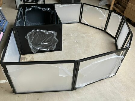 Werpkist Puppy Dream 120x80x60 cm + Plexiglas Uitloopren - Zwart - Showroom model
