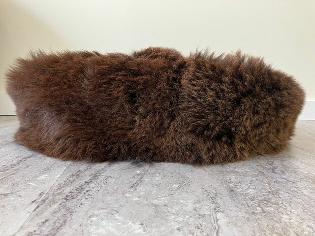 Schapenvacht 100% Echt & Natuurlijk - Donkerbruin 60-70 cm - Hondenmand Kattenmand