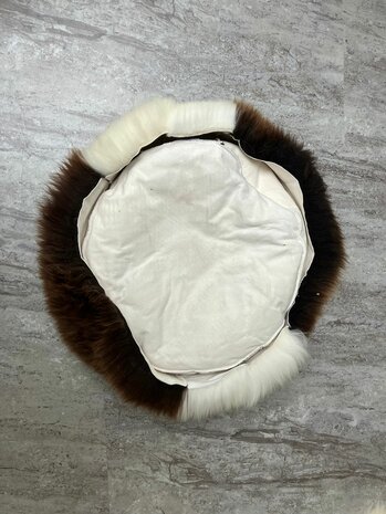 Schapenvacht 100% Echt & Natuurlijk - Donkerbruin Wit 60-70 cm - Hondenmand Kattenmand