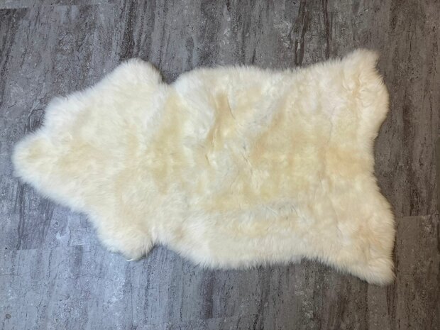 Schapenvacht 100% Echt & Natuurlijk - Cr&egrave;me Middel Lang Haar - 130-140 cm