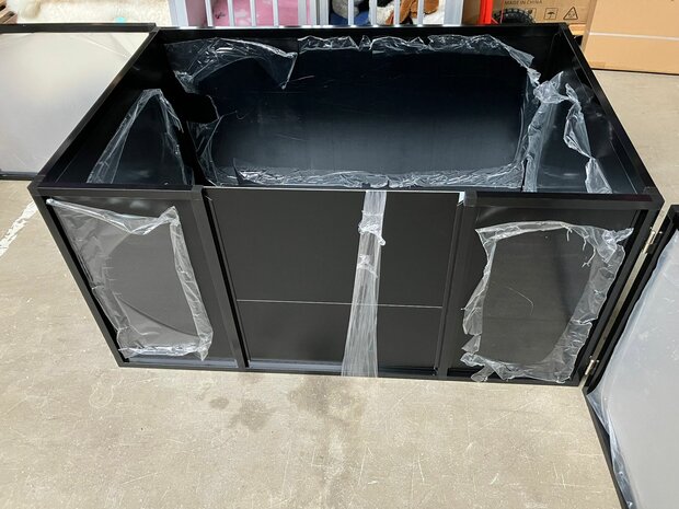 Werpkist Puppy Dream 120x80x60 cm + Plexiglas Uitloopren - Zwart - Showroom model